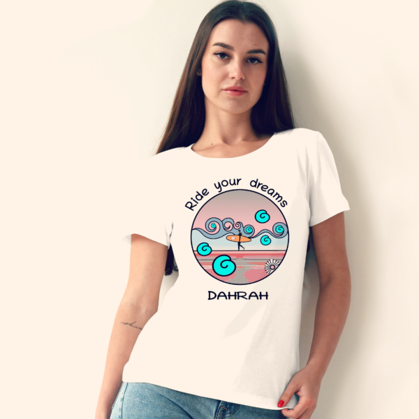 Organic cotton T-shirt with print of a surfing girl at the beach by Dahrah Darah Fashion.