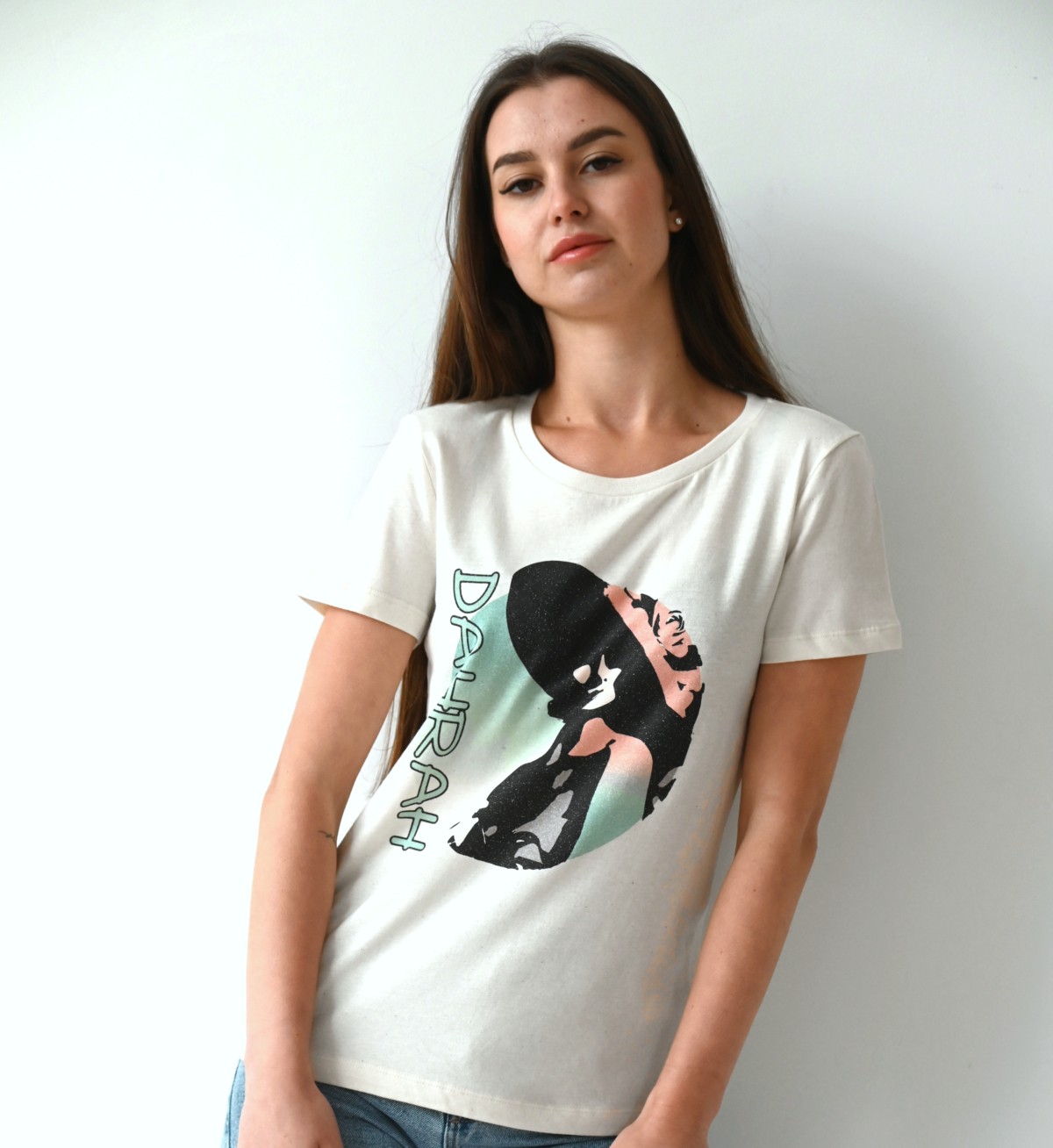 Organic cotton T-shirt with print of a beautiful confident lady with hat by Dahrah Darah Fashion.