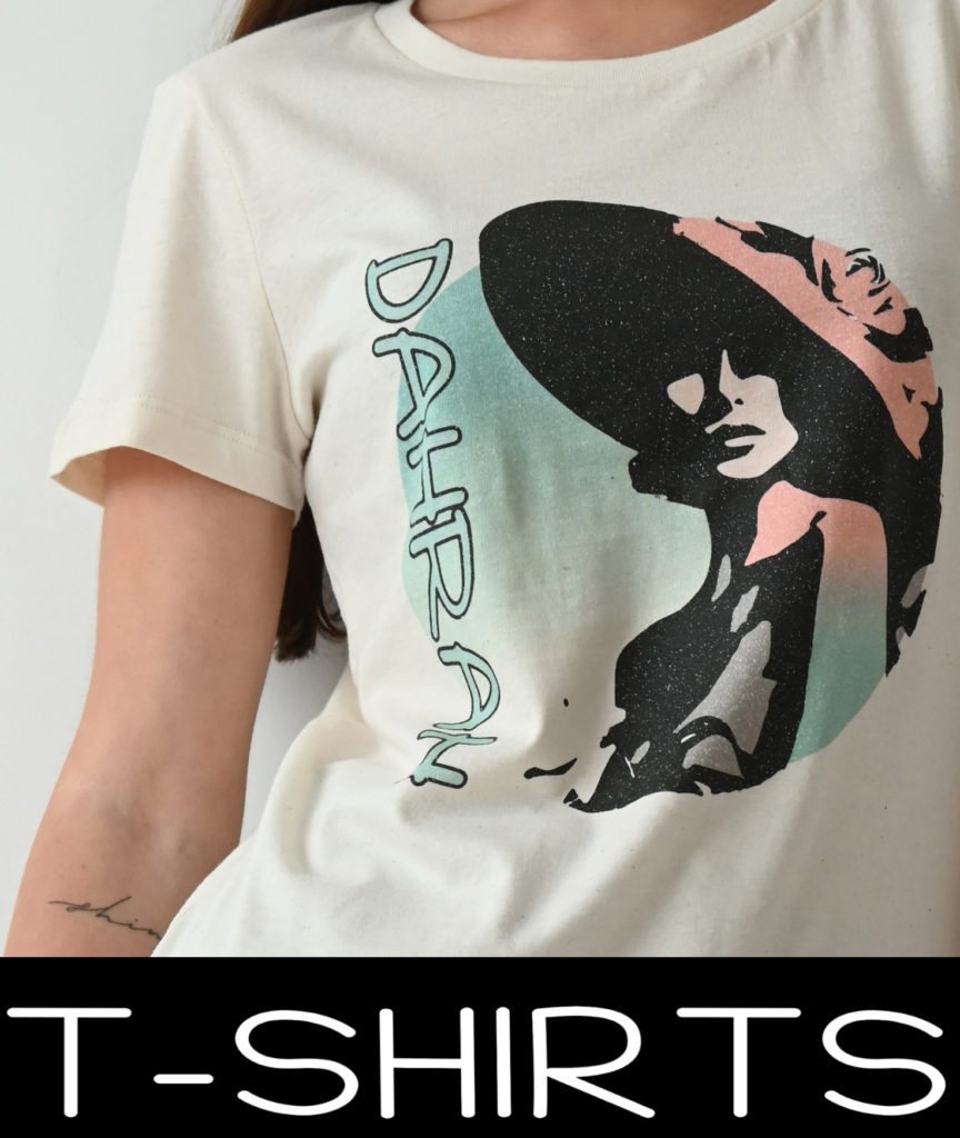 Best and most beautiful T-shirts in the world made in organic cotton by Dahrah Darah Fashion. 