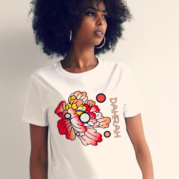 Dahrah Darah lady organic cotton T-shirt with print of a orange flower.