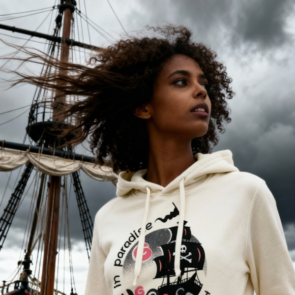 Dahrah organic sailing and surfing hoodie with print of pirate ship